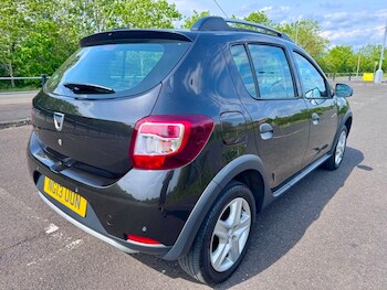 Used Dacia Sandero Stepway 2013 for sale - 78534393: Photo