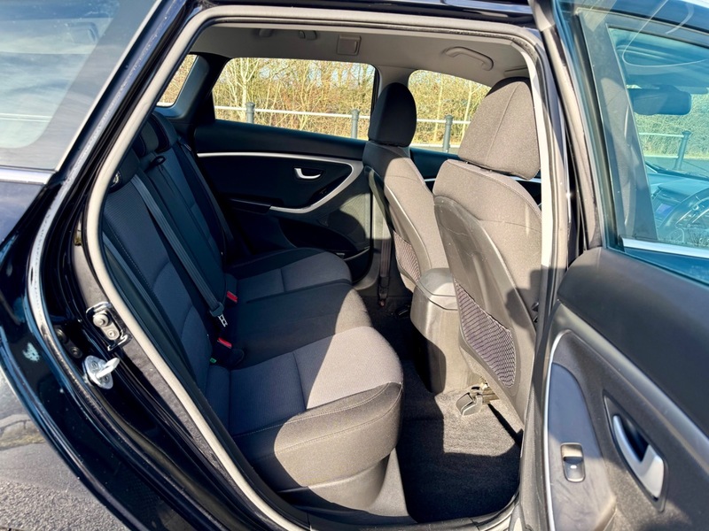 Used Hyundai i30 2017 for sale - 77227982: Photo 12