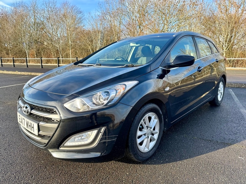 Used Hyundai i30 2017 for sale - 77227982: Photo 3