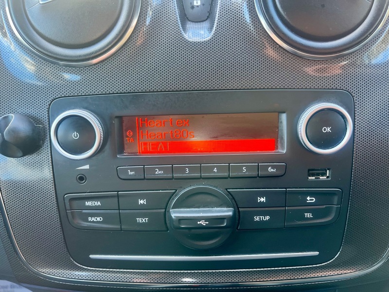 Used Dacia Sandero Stepway 2018 for sale - 76346171: Photo 15