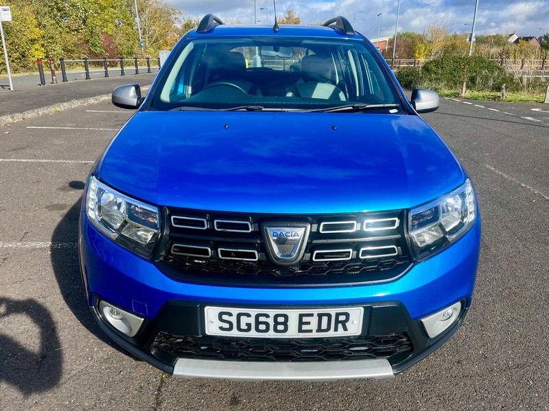 Used Dacia Sandero Stepway 2018 for sale - 76346171: Photo 2