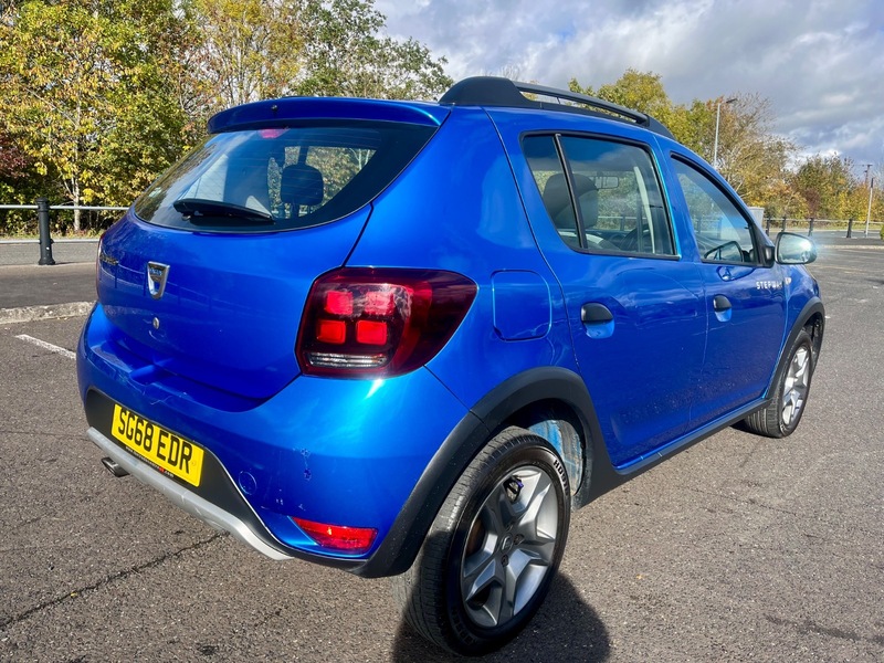 Used Dacia Sandero Stepway 2018 for sale - 76346171: Photo 4