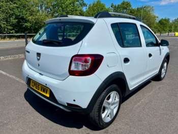 Used Dacia Sandero 2015 for sale - 75149053: Photo
