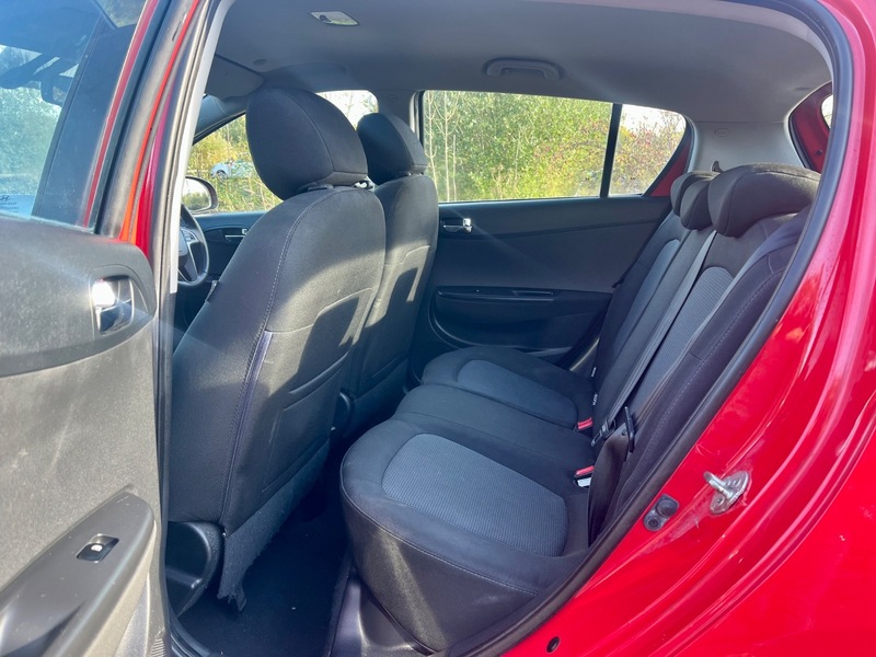 Used Hyundai i20 2013 for sale - 76368390: Photo 13