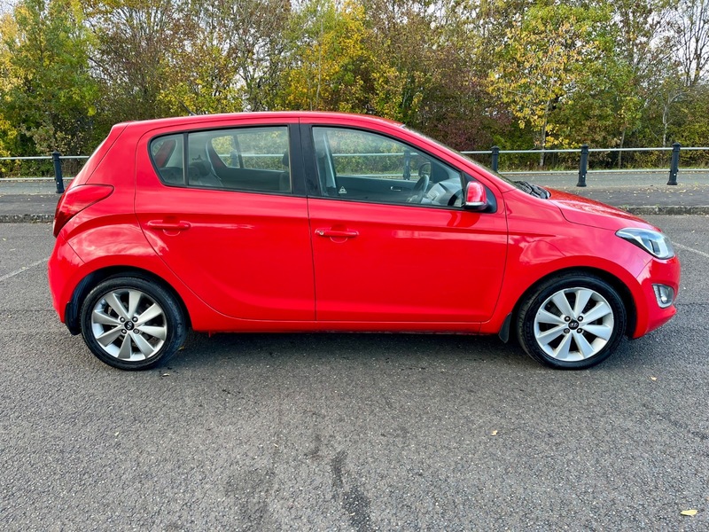 Used Hyundai i20 2013 for sale - 76368390: Photo 7