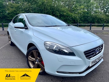 Used Volvo V40 2012 for sale - 78944220: Photo