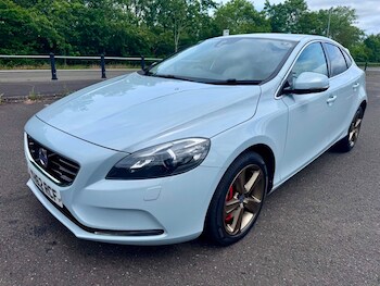 Used Volvo V40 2012 for sale - 78944220: Photo