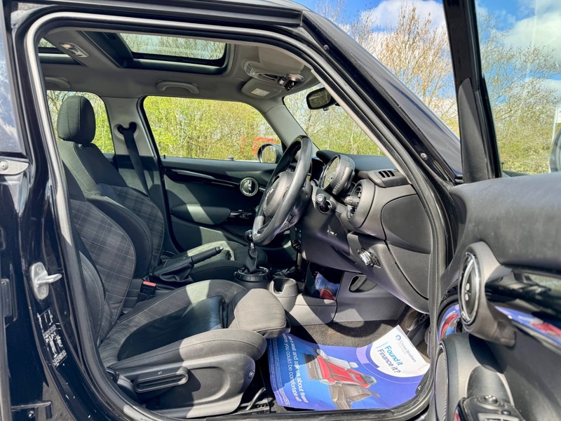 Used MINI Hatch 2015 for sale - 78140965: Photo 9