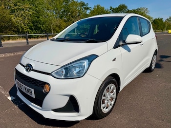 Used Hyundai i10 2018 for sale - 79423377: Photo
