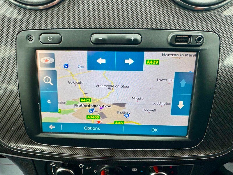 Used Dacia Sandero Stepway 2017 for sale - 77681524: Photo 16