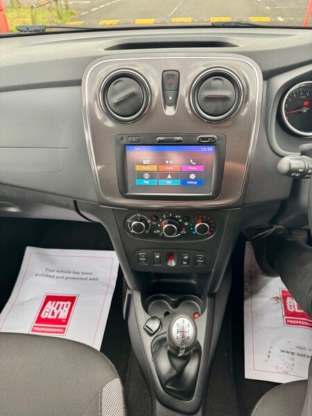 Used Dacia Sandero Stepway 2017 for sale - 77681524: Photo 19