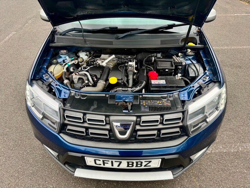 Used Dacia Sandero Stepway 2017 for sale - 77681524: Photo 21