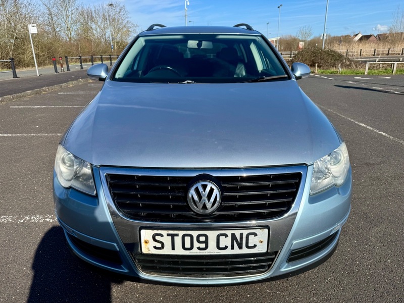 Used Volkswagen Passat 2009 for sale - 77805683: Photo 2