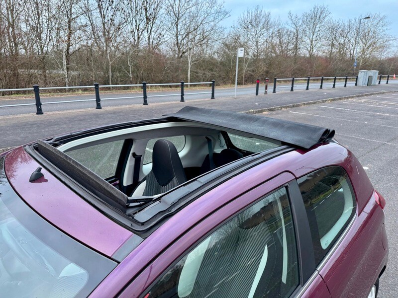 Used Peugeot 108 2016 for sale - 77370371: Photo 16