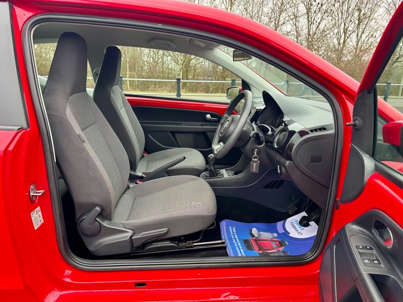 Used Volkswagen up! 2015 for sale - 77328825: Photo 9