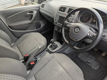 Used Volkswagen Polo 2014 for sale - 79060232: Photo