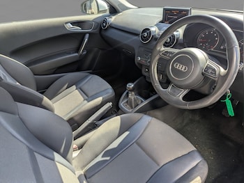 Used Audi A1 2013 for sale - 78770201: Photo