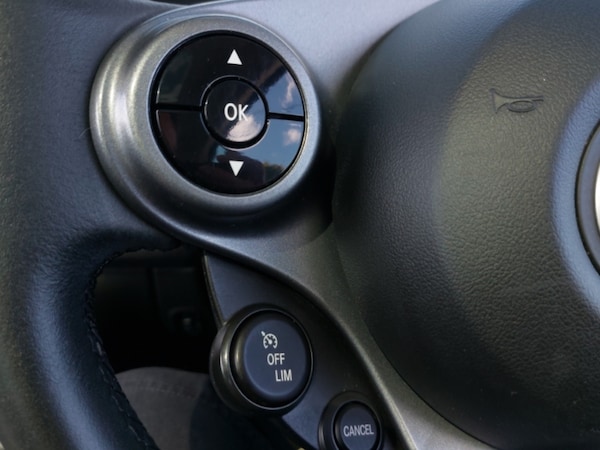 Used smart fortwo 2018 for sale - 76343555: Photo 12