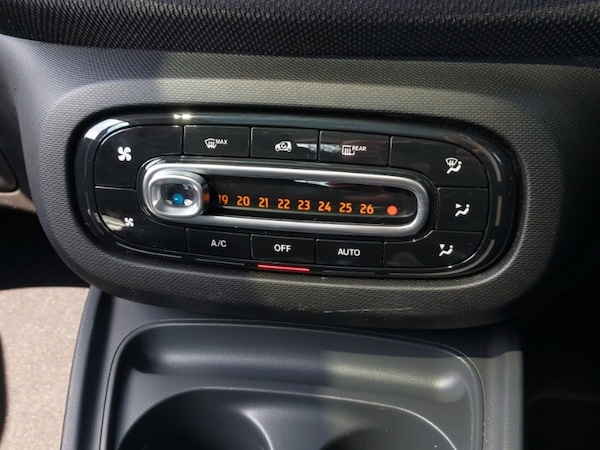 Used smart fortwo 2018 for sale - 76343555: Photo 17