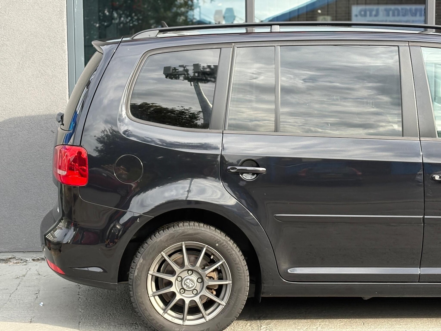 Used Volkswagen Touran for sale - 77103585: Photo 20