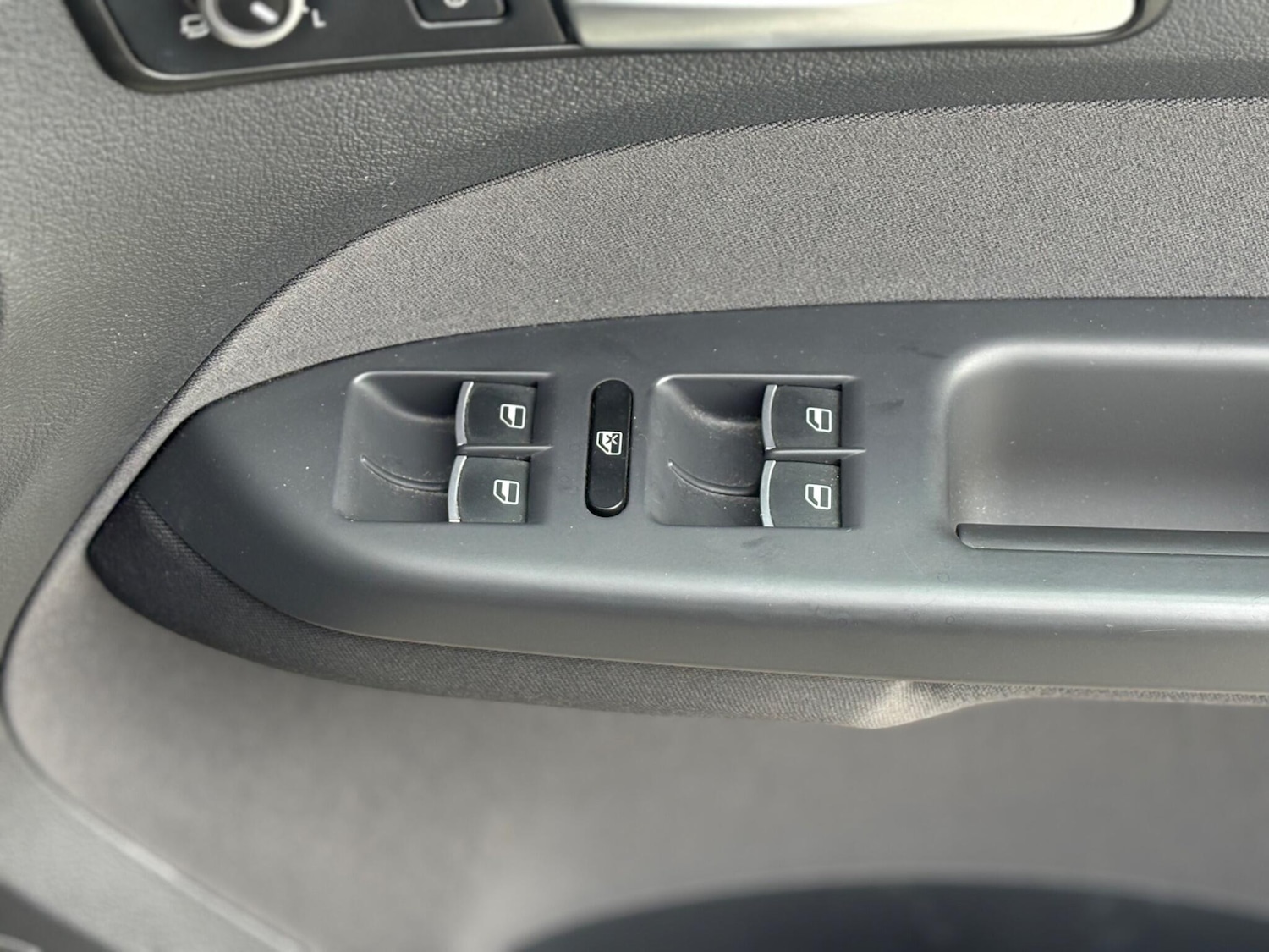 Used Volkswagen Touran for sale - 77103585: Photo 27