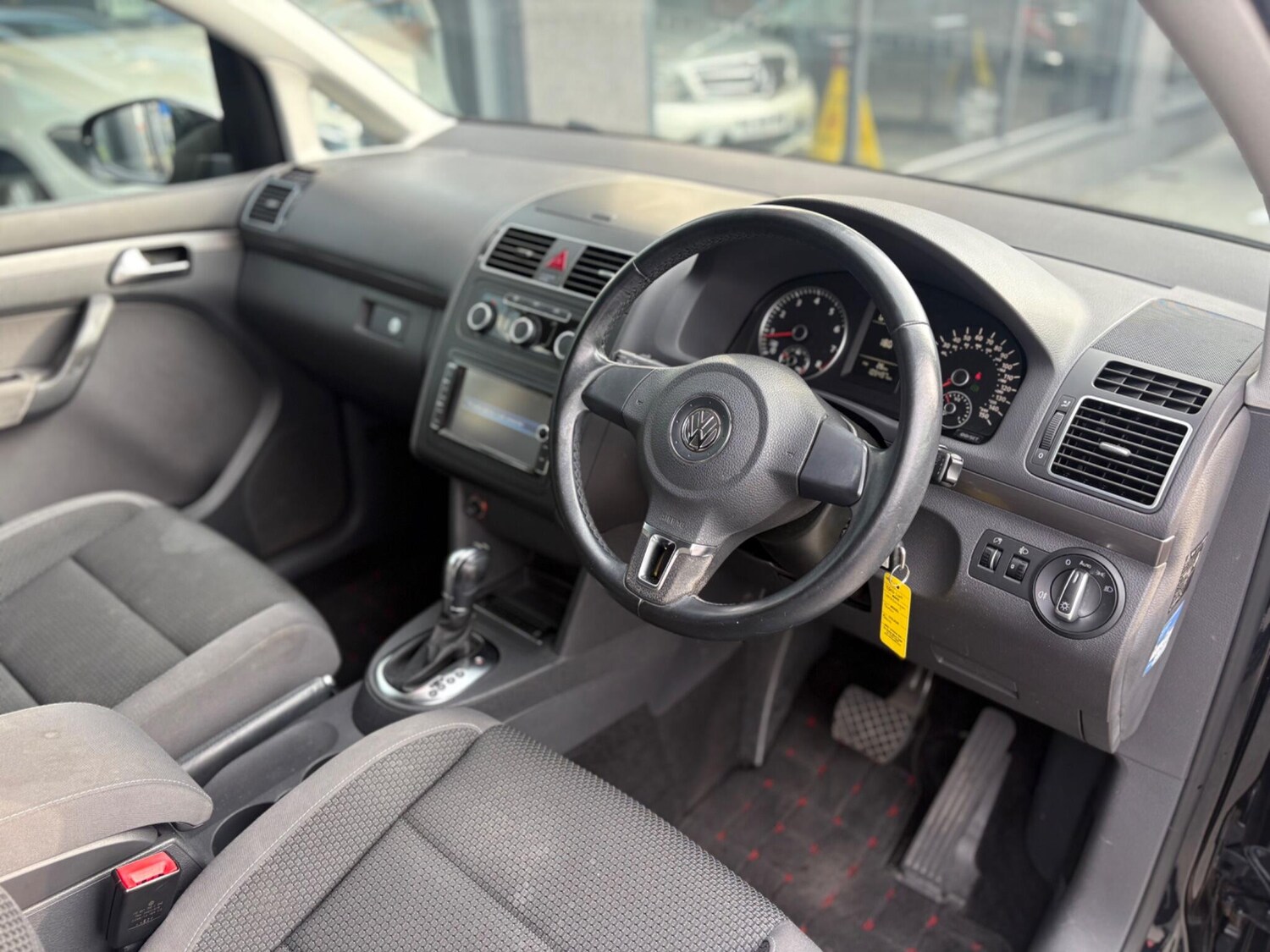 Used Volkswagen Touran for sale - 77103585: Photo 30