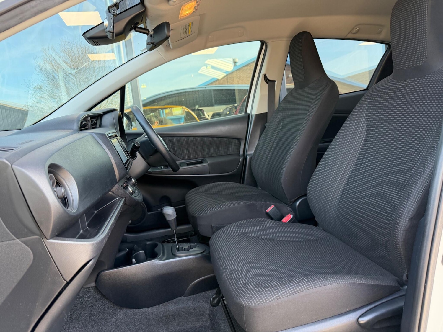 Used Toyota Yaris for sale - 78047114: Photo 14