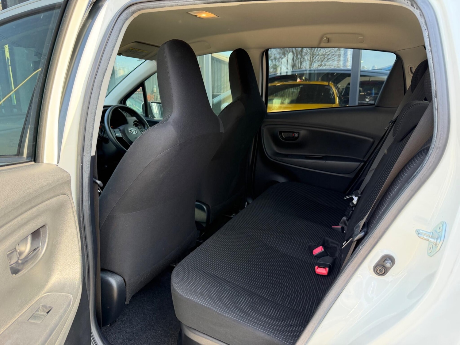 Used Toyota Yaris for sale - 78047114: Photo 31