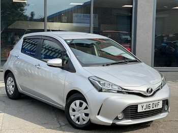 Used Toyota Yaris 2016 for sale - 79565461: Photo