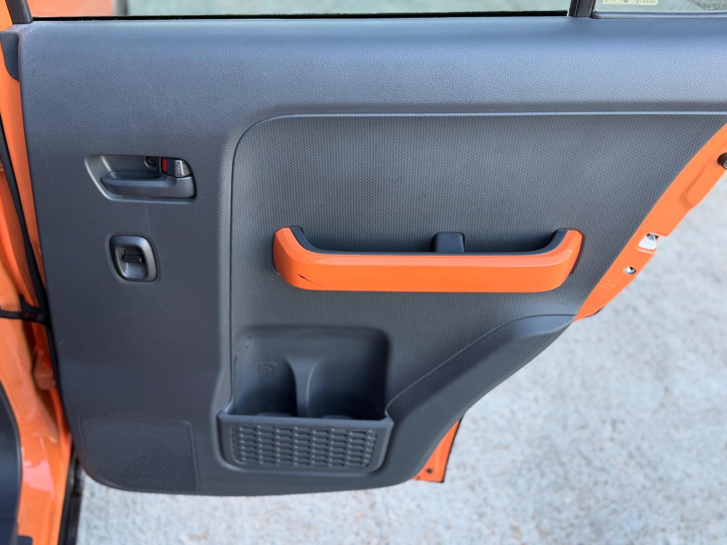 Used Suzuki Hustler for sale - 77103649: Photo 27