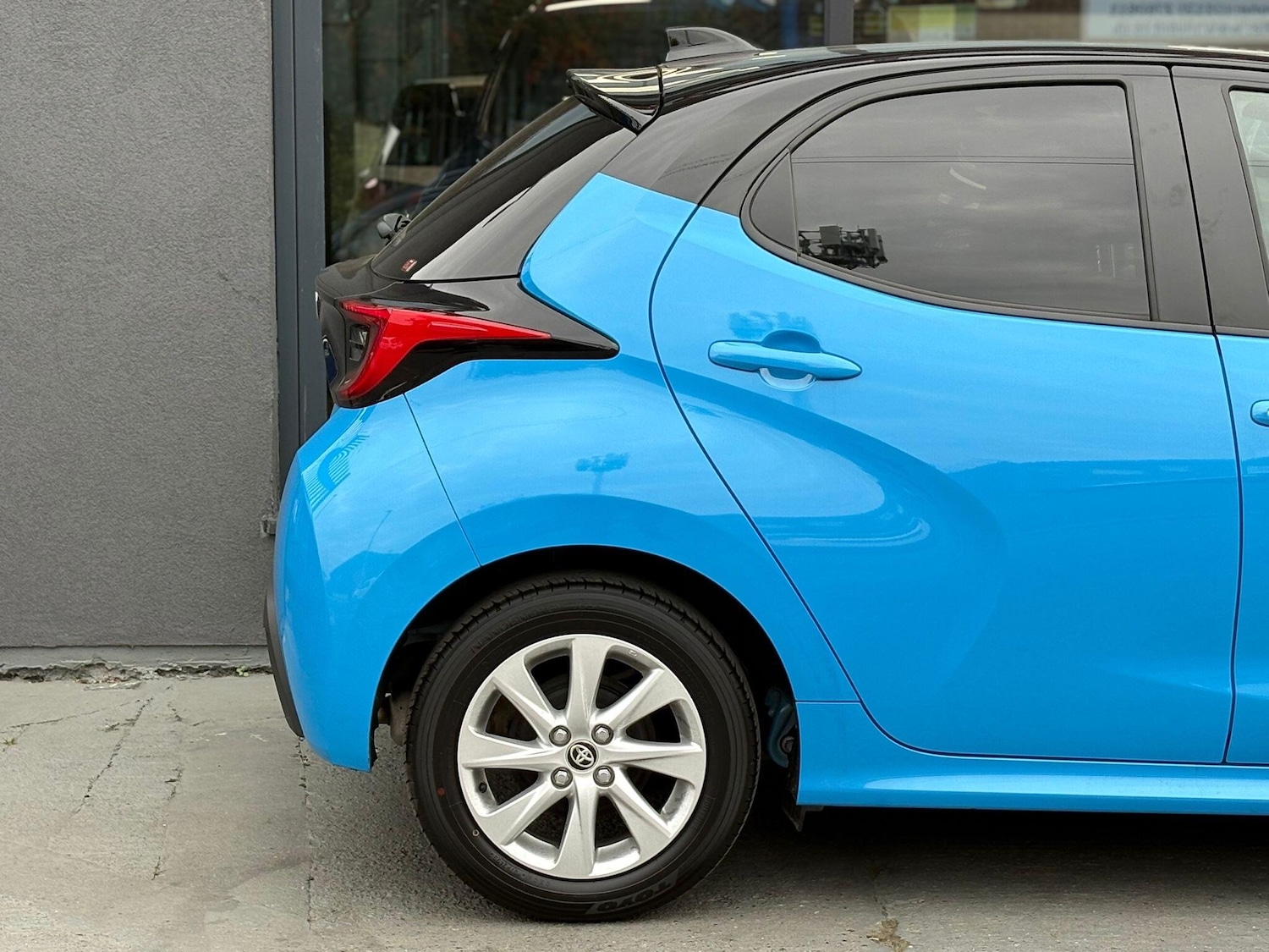 Used Toyota Yaris for sale - 77109716: Photo 12