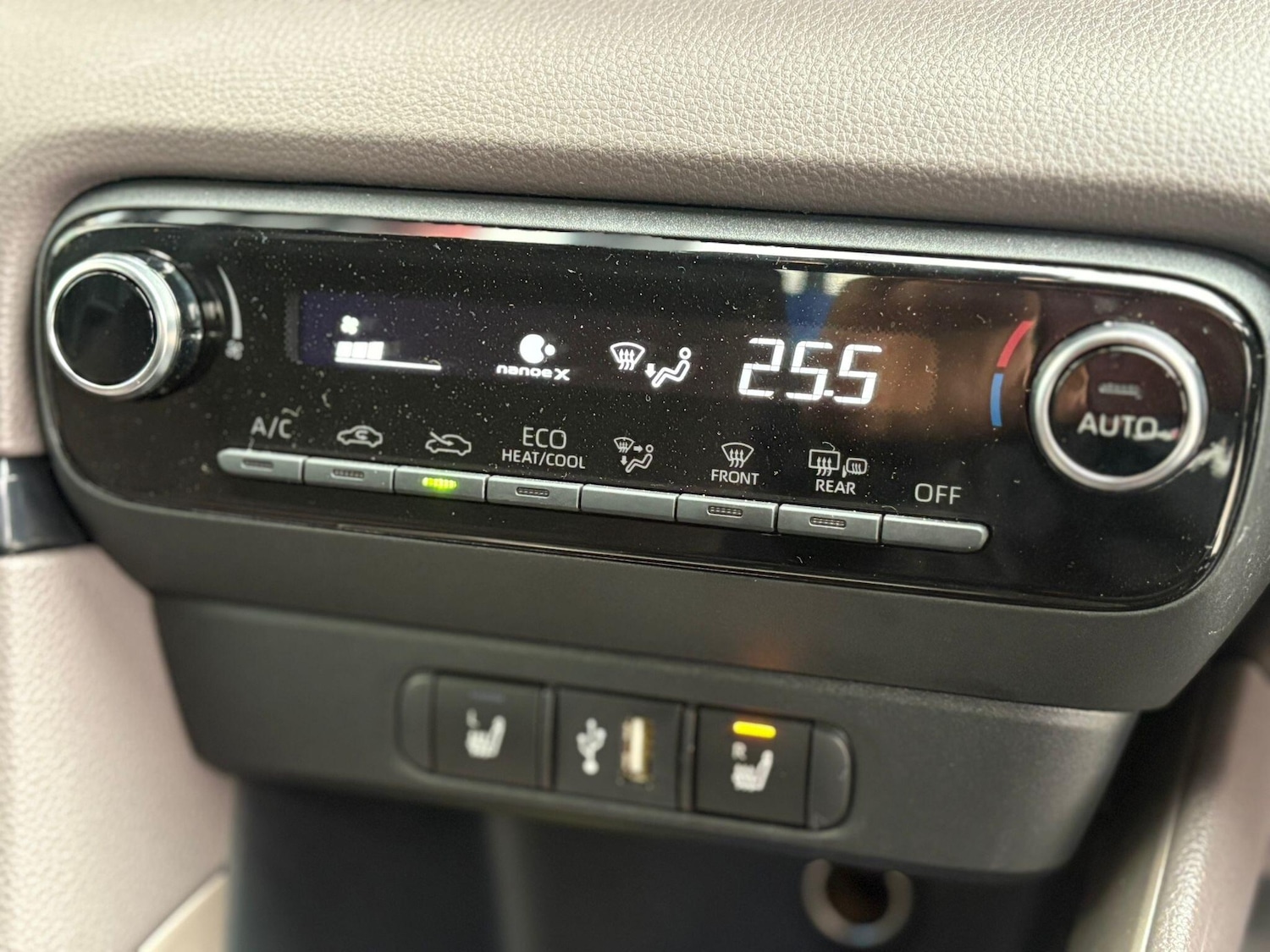 Used Toyota Yaris for sale - 77109716: Photo 18