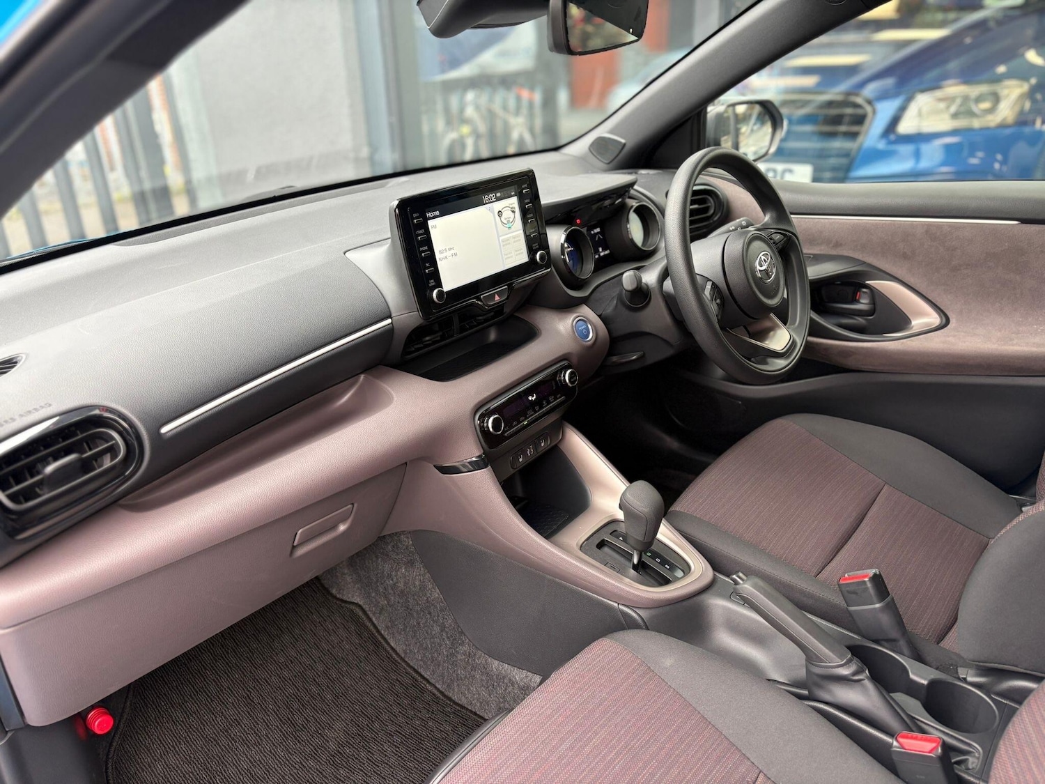 Used Toyota Yaris for sale - 77109716: Photo 38