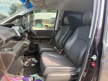 Used Honda Stepwagon 2013 for sale - 79540278: Photo
