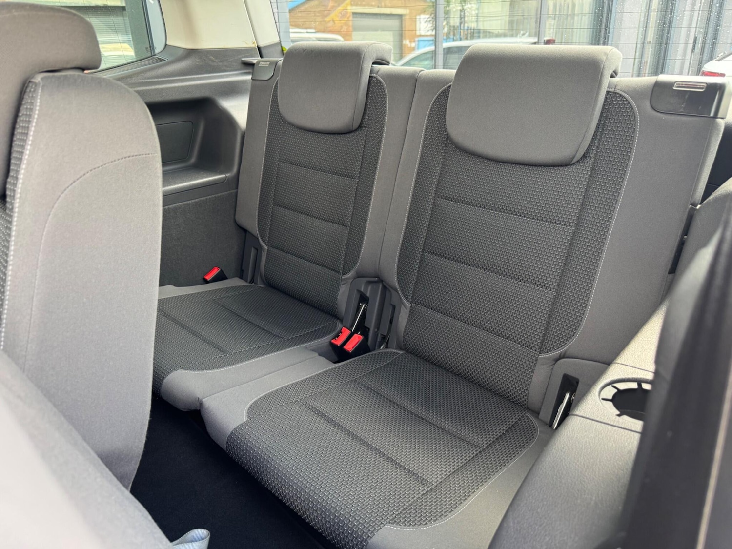 Used Volkswagen Touran for sale - 77291828: Photo 28