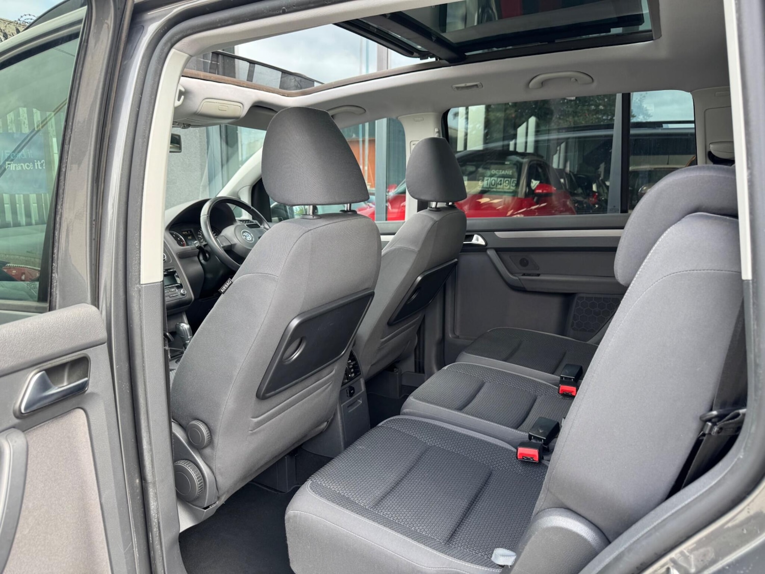 Used Volkswagen Touran for sale - 77291828: Photo 30