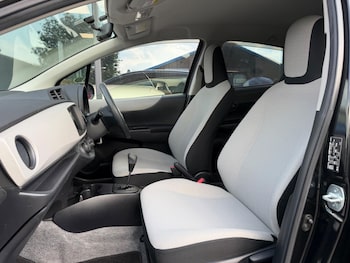 Used Toyota Yaris 2013 for sale - 79362027: Photo