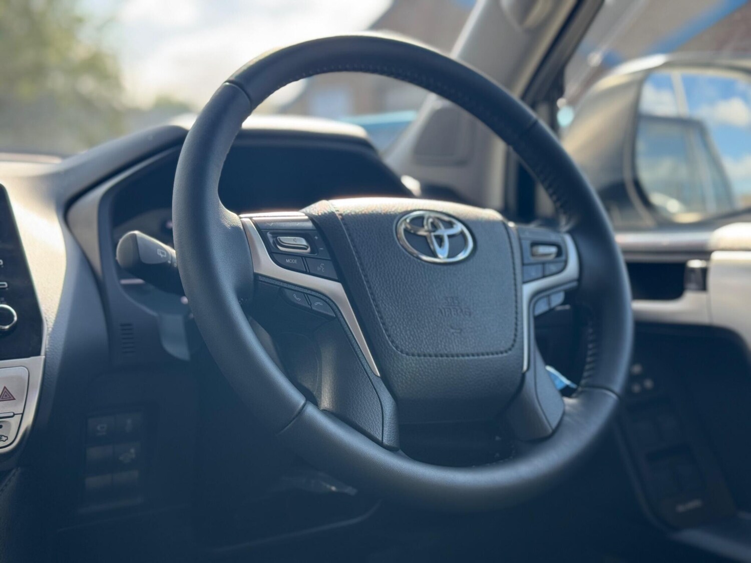 Used Toyota Land Cruiser for sale - 77854183: Photo 20