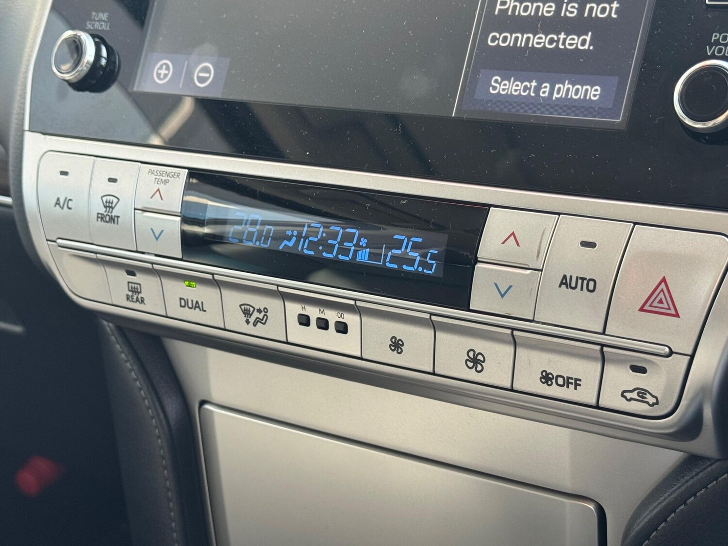 Used Toyota Land Cruiser for sale - 77854183: Photo 29