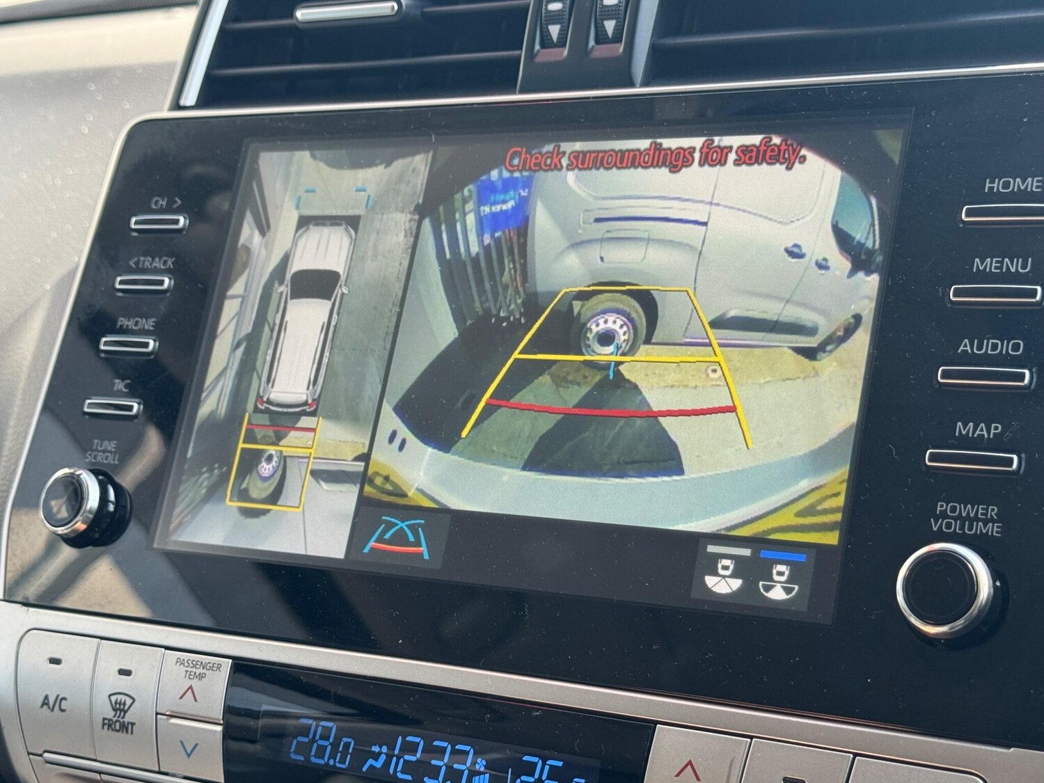 Used Toyota Land Cruiser for sale - 77854183: Photo 31