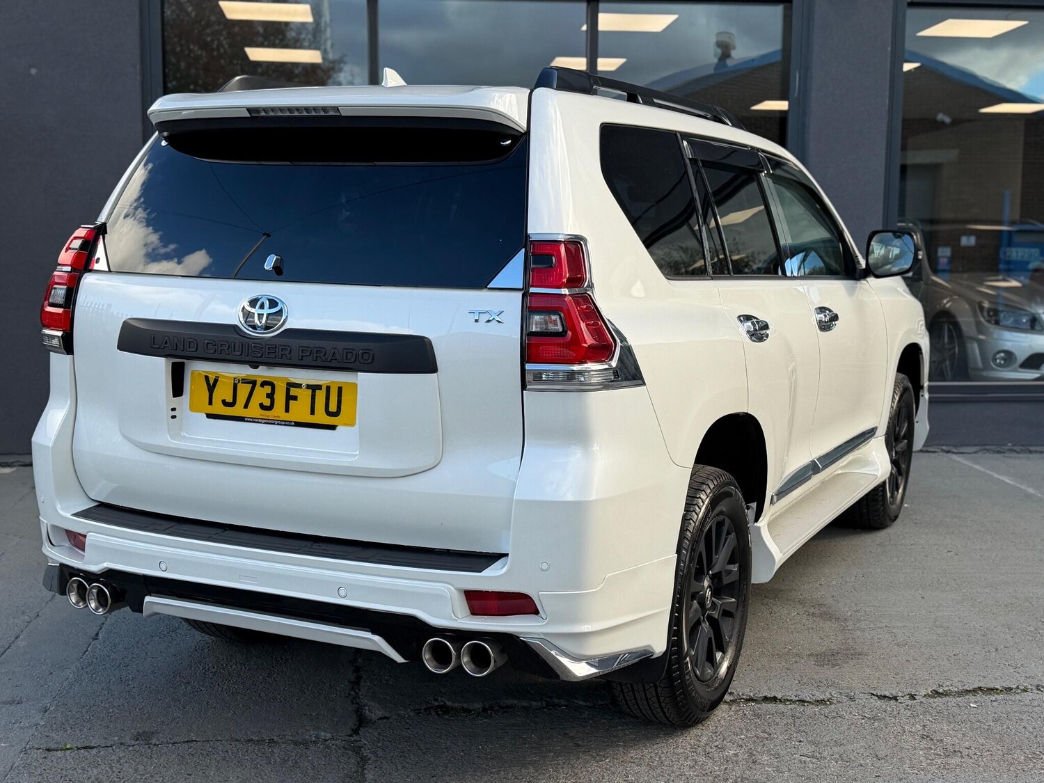 Used Toyota Land Cruiser for sale - 77854183: Photo 6