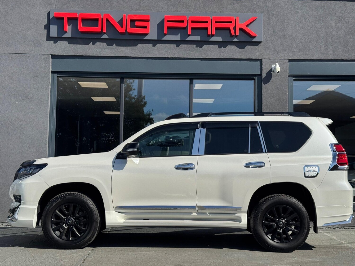 Used Toyota Land Cruiser for sale - 77854183: Photo 7