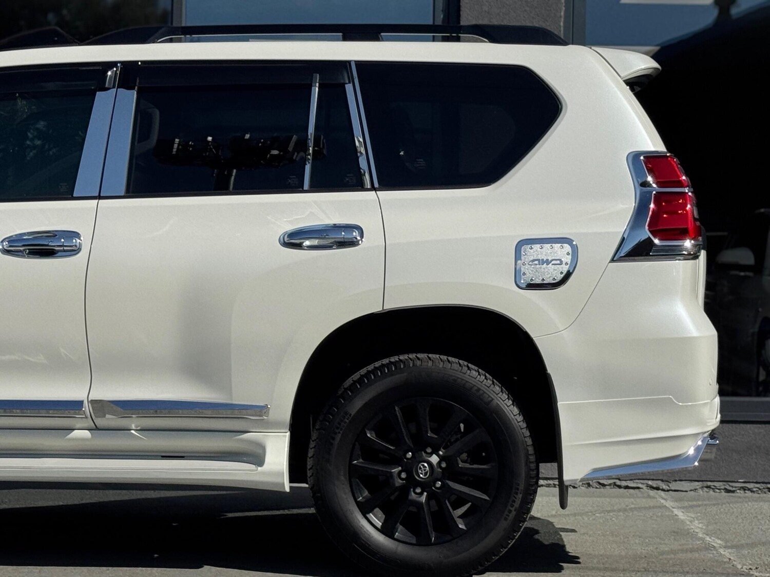 Used Toyota Land Cruiser for sale - 77854183: Photo 9