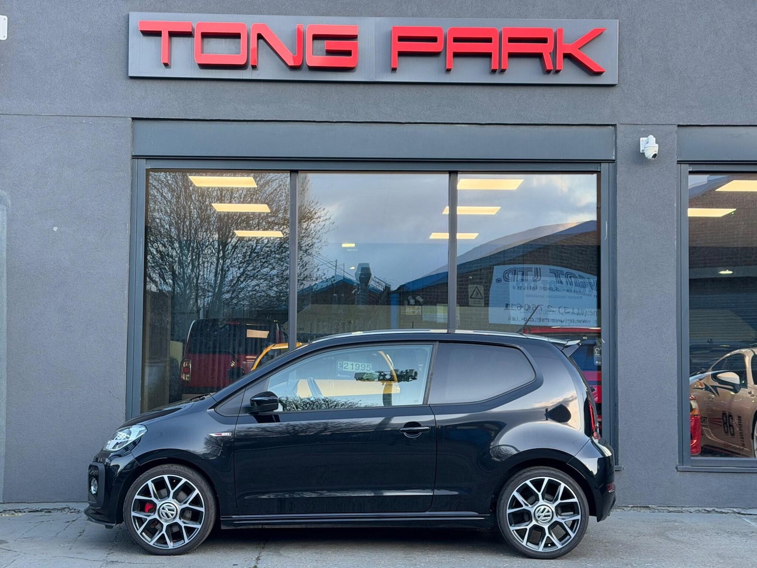 Used Volkswagen up! for sale - 78047268: Photo 11