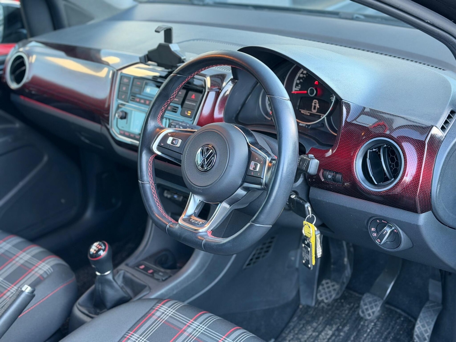 Used Volkswagen up! for sale - 78047268: Photo 16