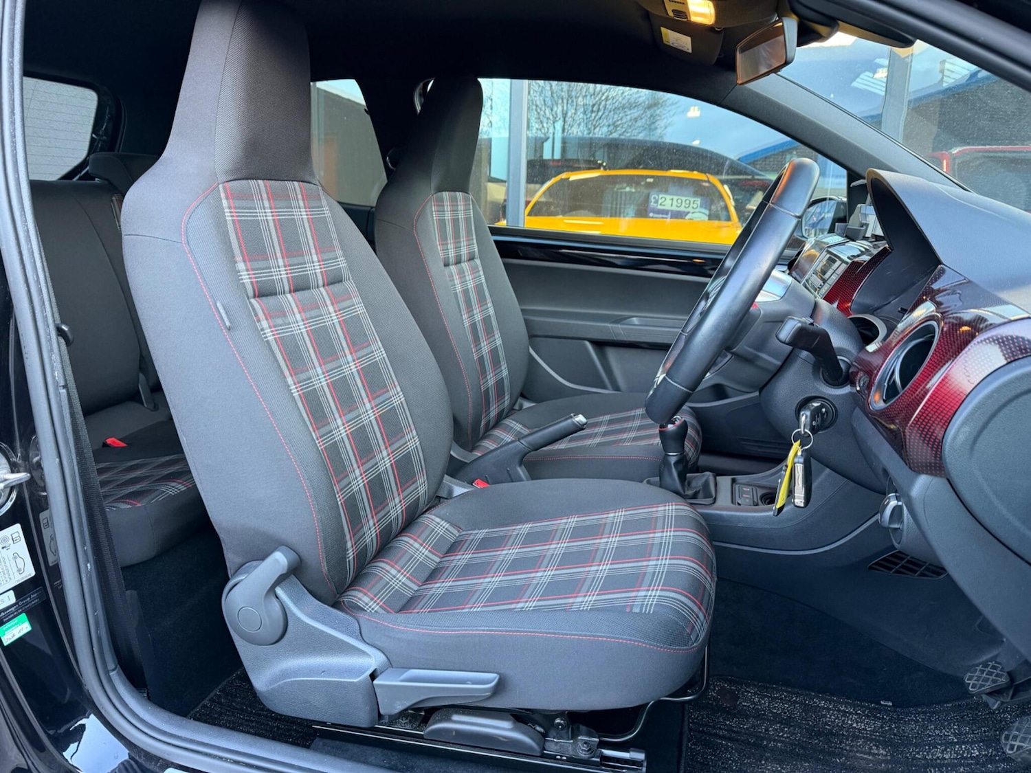 Used Volkswagen up! for sale - 78047268: Photo 18