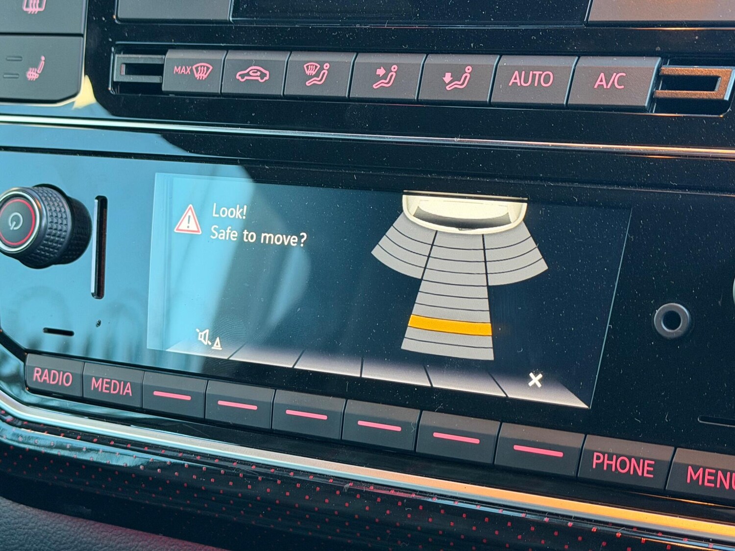 Used Volkswagen up! for sale - 78047268: Photo 22