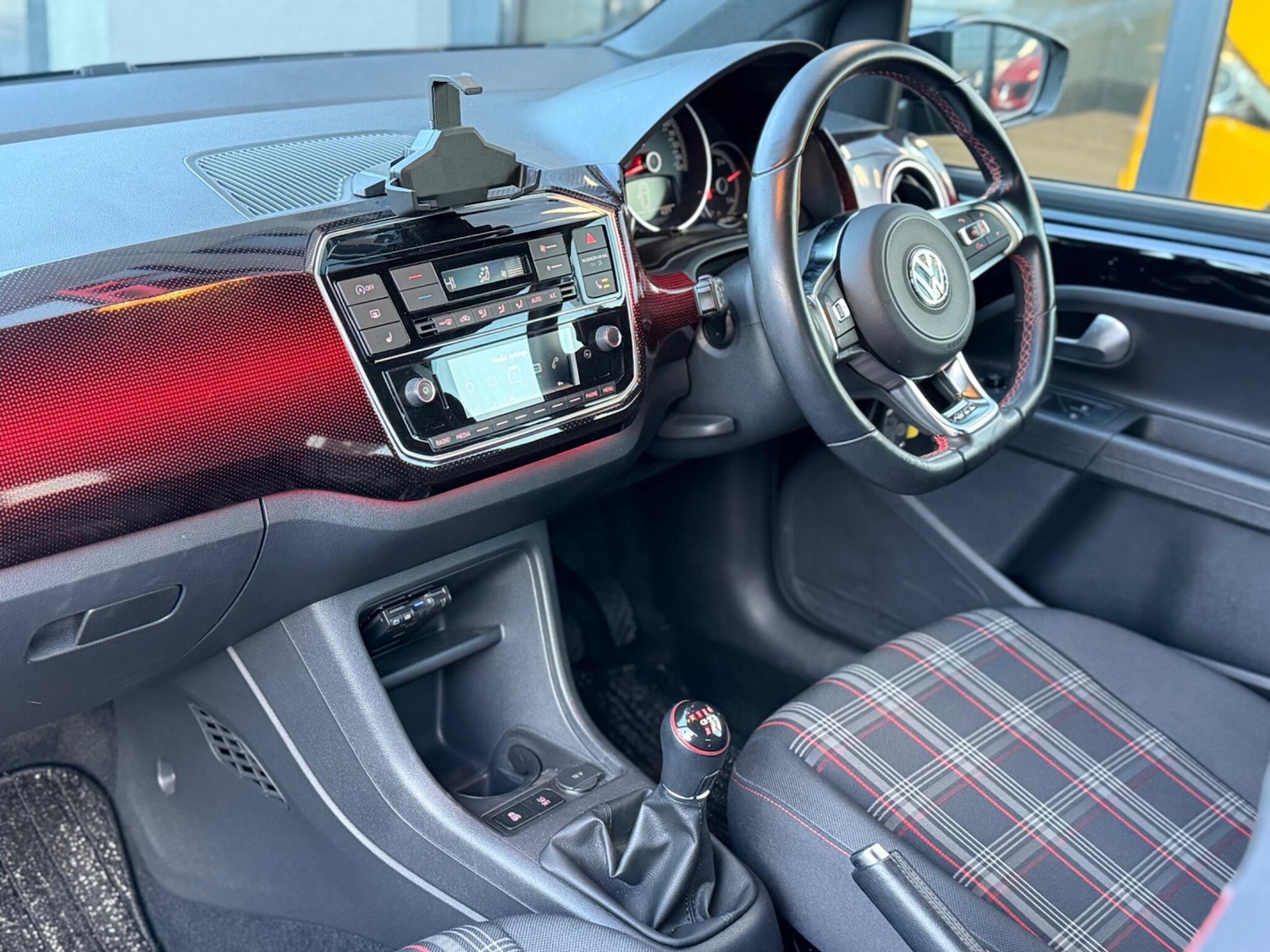 Used Volkswagen up! for sale - 78047268: Photo 3