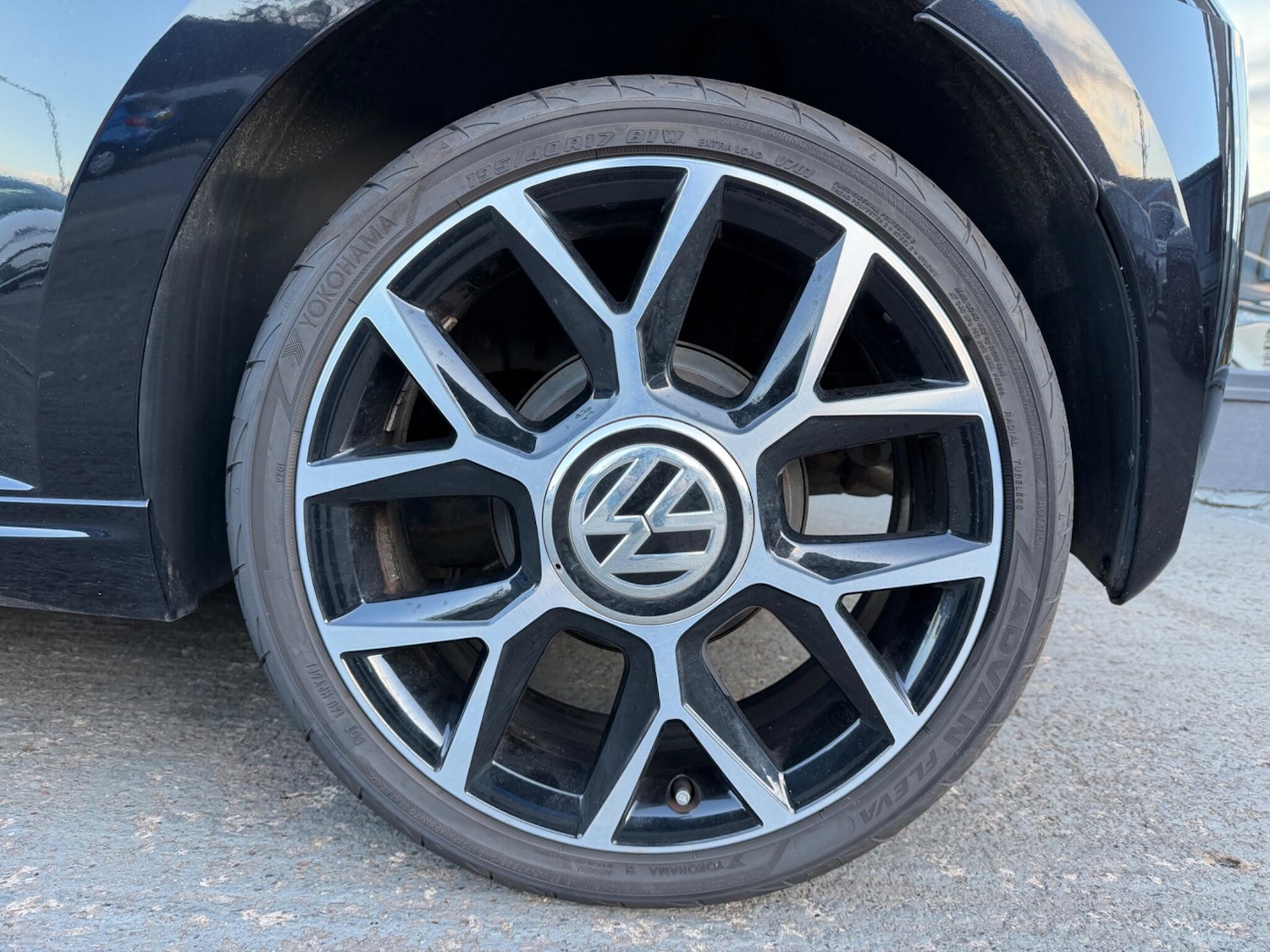 Used Volkswagen up! for sale - 78047268: Photo 30