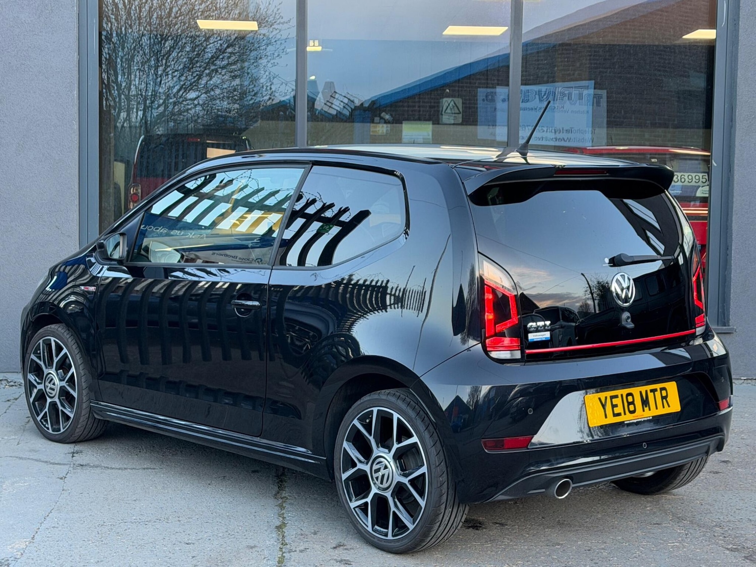 Used Volkswagen up! for sale - 78047268: Photo 5